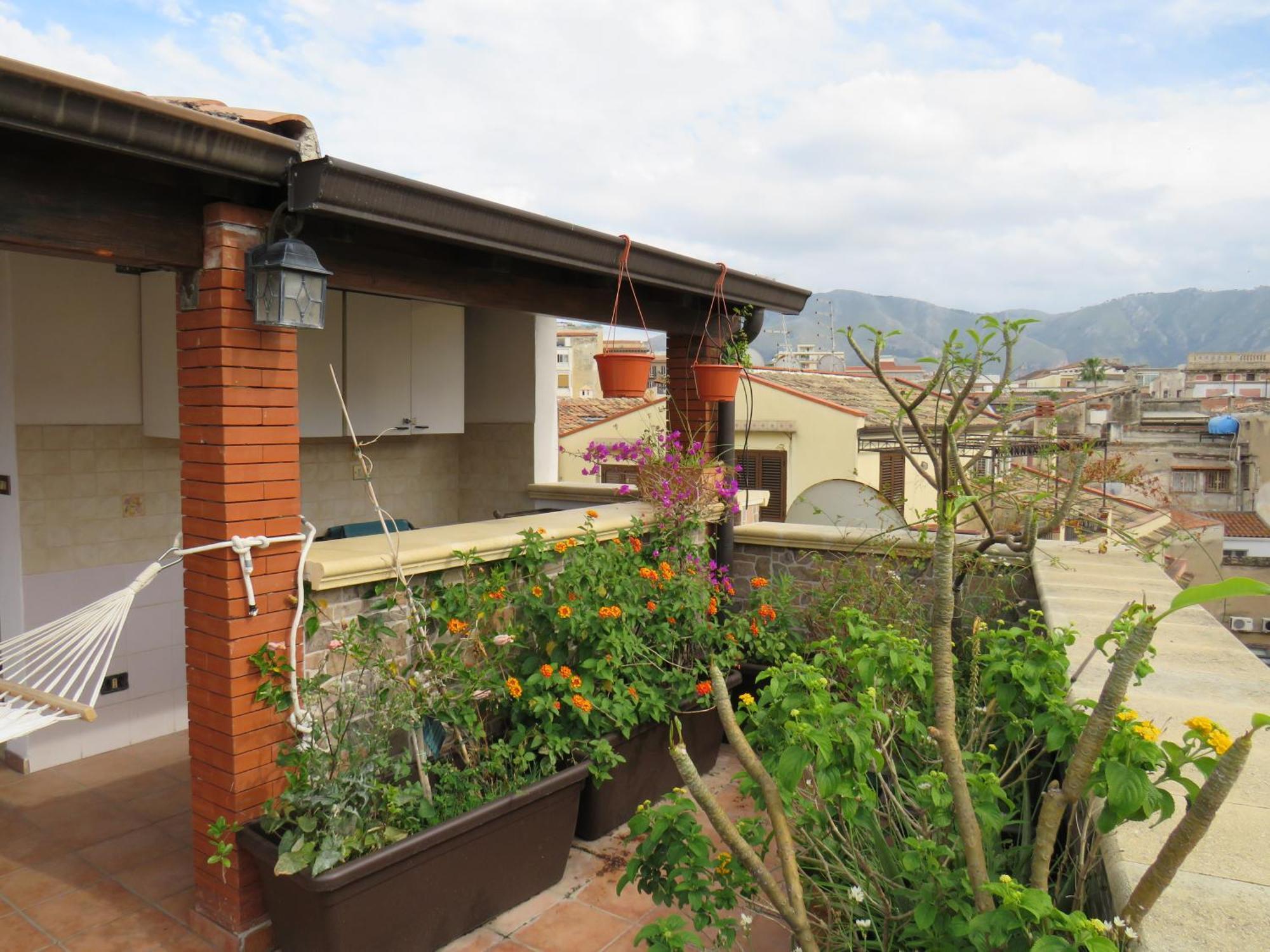 Awesome Terrace And In The Centre